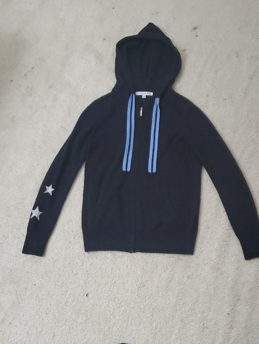 NWOT, Women's Cashmere Black Hooded Zip Sweater with Blue Drawstrings - Picture 4 of 4